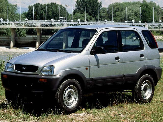 DAIHATSU TERIOS 1.3i 16V cat 4WD DB/AC