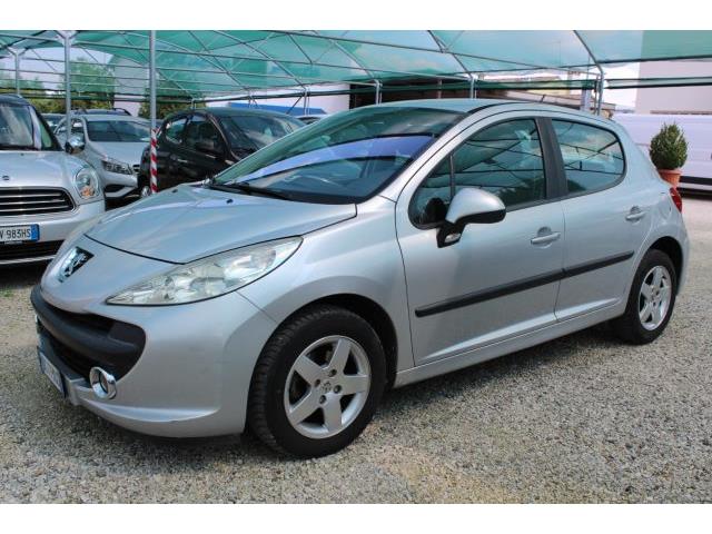 PEUGEOT 207 1.4 88CV 5p. XT