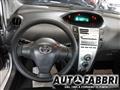 TOYOTA Yaris 1.0 5p. Sol