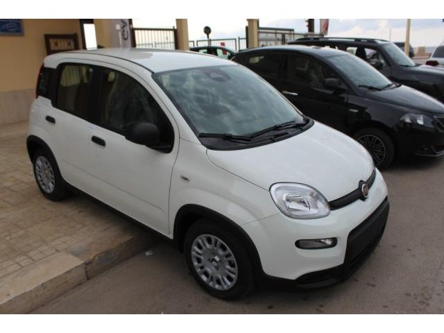 FIAT PANDA 1.0 FireFly S&S Hybrid Pandina-km0