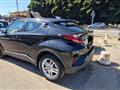 TOYOTA C-HR 1.8 Hybrid E-CVT Business