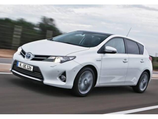 TOYOTA Auris 1.8h Active eco 5p