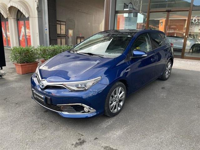 TOYOTA AURIS 1.8 Hybrid Lounge