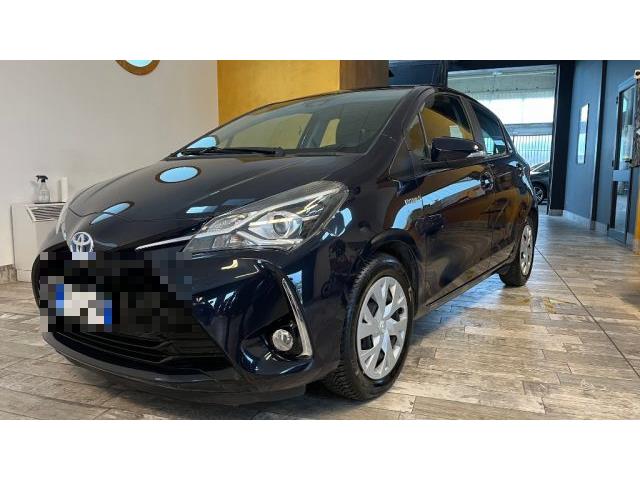 TOYOTA YARIS 1.5 Hybrid 5 porte Business NEOPATENTATO