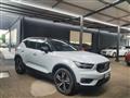 VOLVO XC40 RECHARGE HYBRID T5 Recharge Plug-in Hybrid R-design