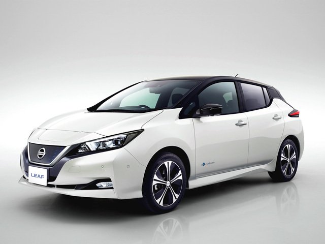 NISSAN LEAF 40KWH TEKNA