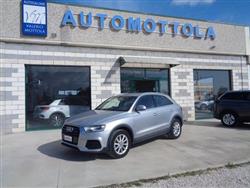 AUDI Q3 2.0 TDI 120 CV Business