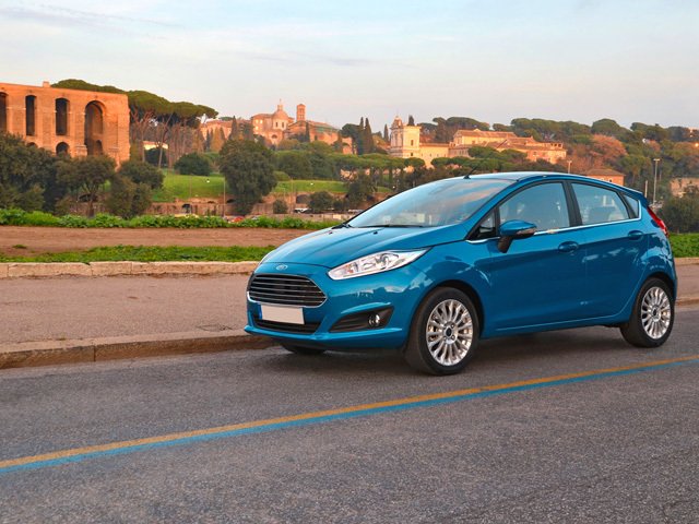 FORD FIESTA 1.4 5 PORTE GPL TECH BUSINESS