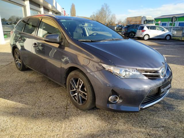 TOYOTA AURIS 1.8 Hybrid Active