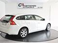 VOLVO V60 (2010) D3 Geartronic-Xenon-Bluetooth-Navi-Uni Proprietar.