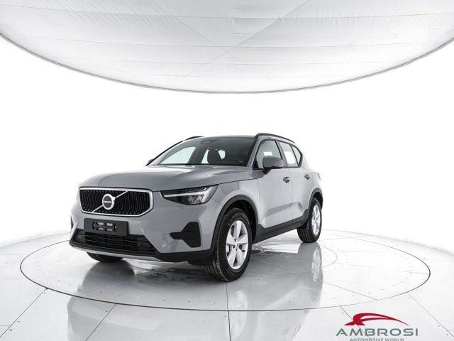 VOLVO XC40 B3 Mild hybrid Benzina Essential