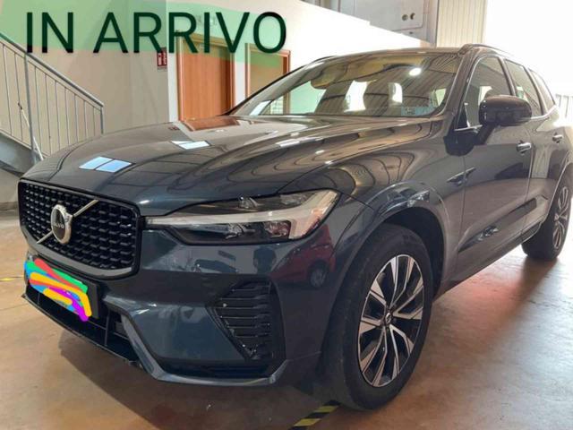 VOLVO XC60 B4 (d) AWD automatico Plus Dark