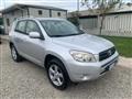 TOYOTA RAV4 2.0 Luxury