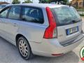 VOLVO V50 2.0 D cat Momentum X Commercianti