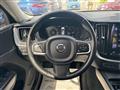 VOLVO XC60 B4 Geartronic Momentum