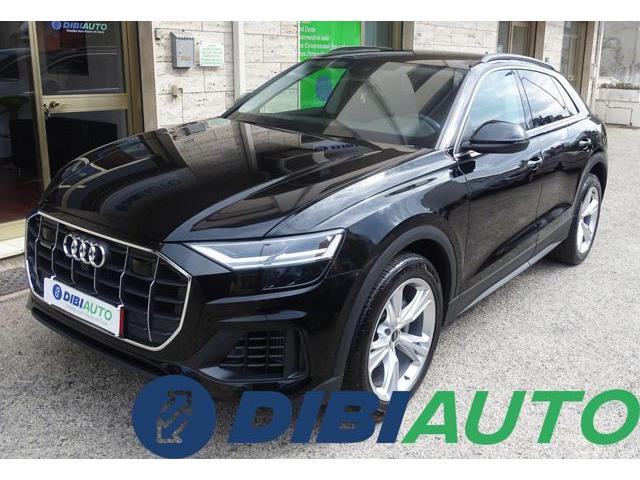 AUDI Q8 55 TFSI e quattro tiptronic