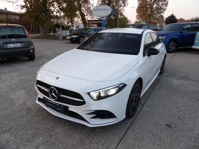 MERCEDES CLASSE A SEDAN 4p. Premium