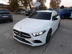 MERCEDES CLASSE A SEDAN 4p. Premium