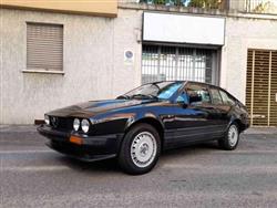 ALFA ROMEO ALFETTA 2.5i  V6 BUSSO