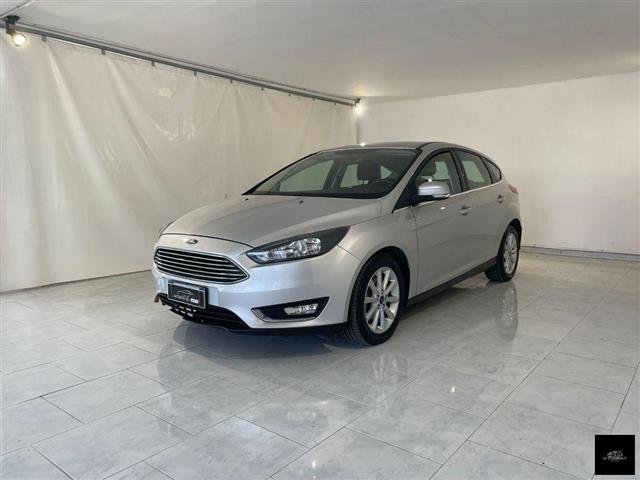 FORD Focus 1.5 TDCi 120 CV S&S Titanium Bus.