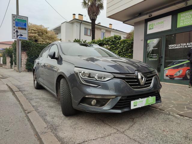 RENAULT MEGANE SPORTER duelblue dci