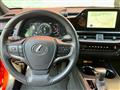 LEXUS UX Full Hybrid 4WD Design solo 28.000 km