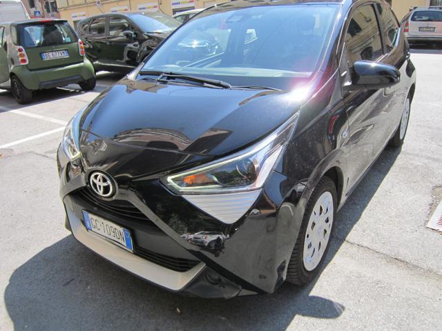 TOYOTA AYGO Connect 1.0 VVT-i 72 CV 3 porte x-cool