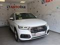 AUDI Q5 40 TDI quattro S tronic Business Design