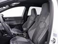 VOLKSWAGEN GOLF 1.5 eTSI 130 CV EVO ACT DSG R-Line