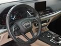 AUDI Q5 35 TDI quattro S tronic Business