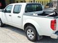 NISSAN Navara 2.5 dci d.cab LE