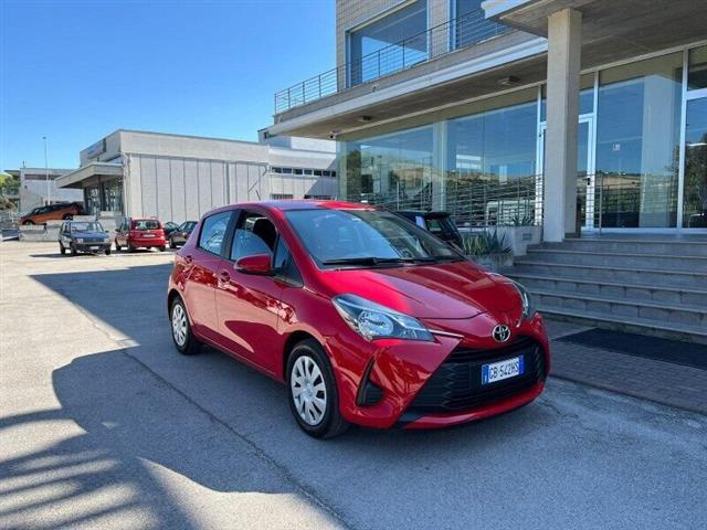 TOYOTA YARIS 1.0 72 CV 5 porte Cool