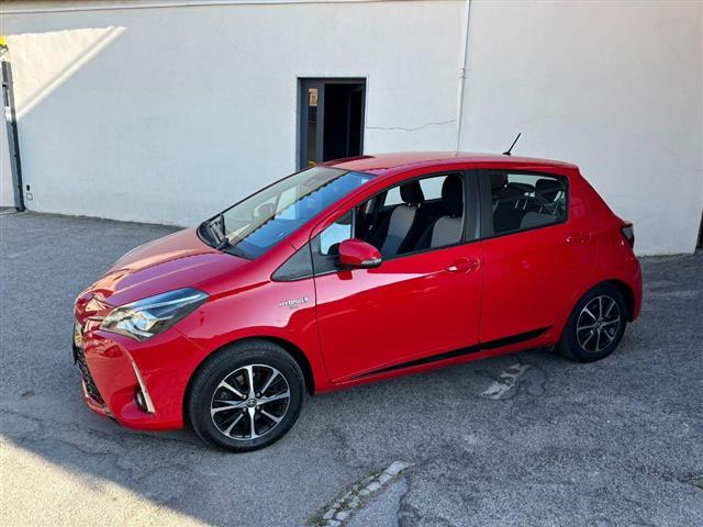 TOYOTA Yaris 1.5 Hybrid 5p. Cool