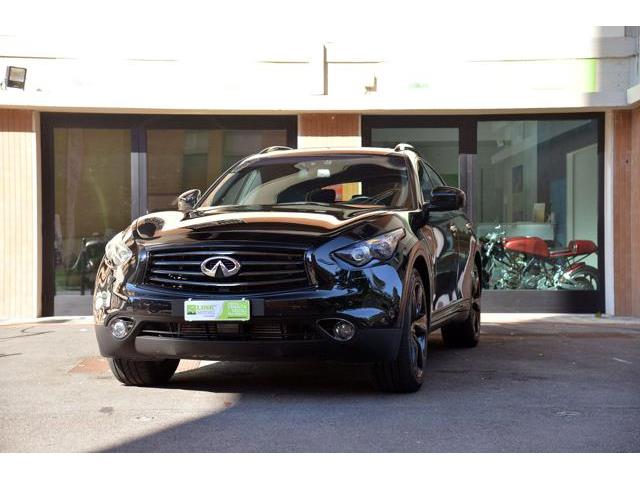 INFINITI QX70 3.0 diesel V6 AT S