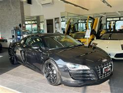 AUDI R8 Coupe 5.2 V10 quattro r-tronic RETROC./B&O/SEDILI