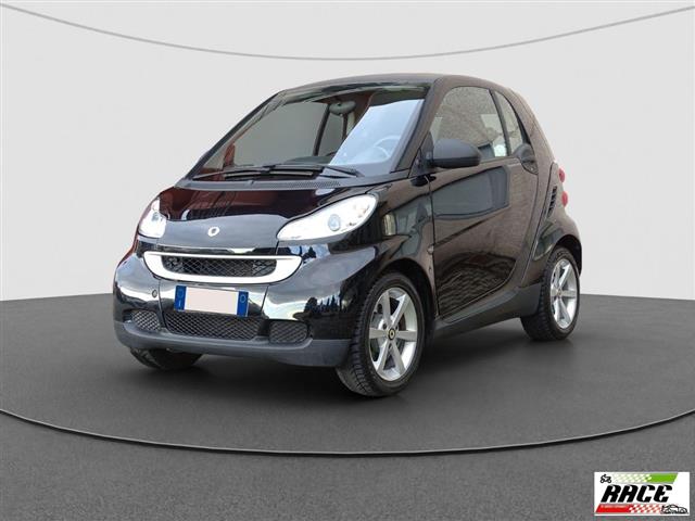 SMART Fortwo 1000 52 kW MHD coupÃ© passion