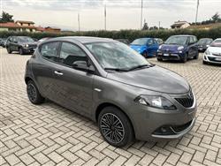 LANCIA YPSILON 1.0 Hybrid Gold IDONEA PER NEOPATENTATI