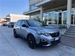 PEUGEOT 3008 BlueHDi 130 S&S Business