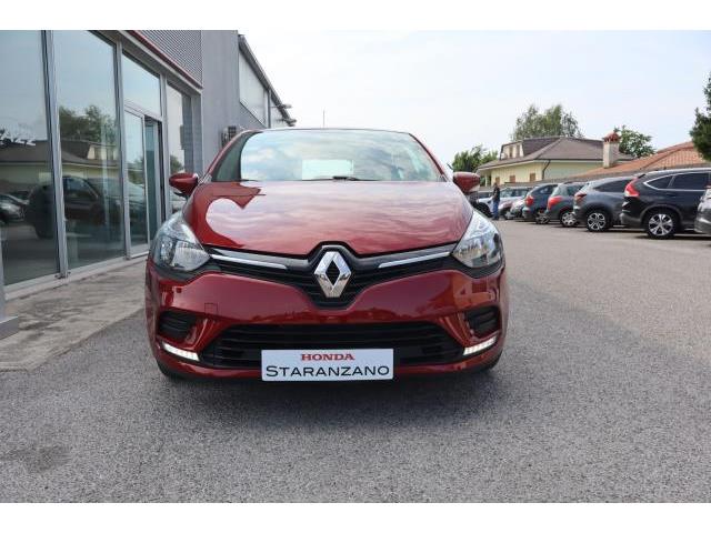 RENAULT Clio 1.2 75 CV 5p. Live