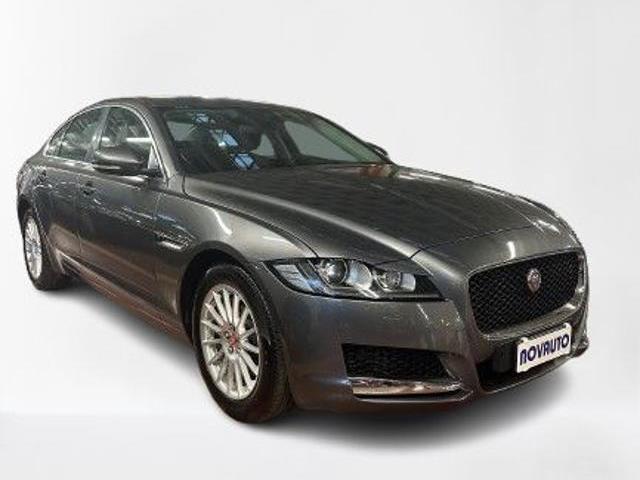 JAGUAR XF 2.0 D 180 CV aut. Prestige