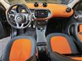 SMART FORFOUR TOTAL BLACK NAVI SENSORI PADDLE BRACCIOLO!