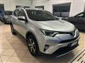 TOYOTA RAV4 2.0 D-4D 2WD Lounge